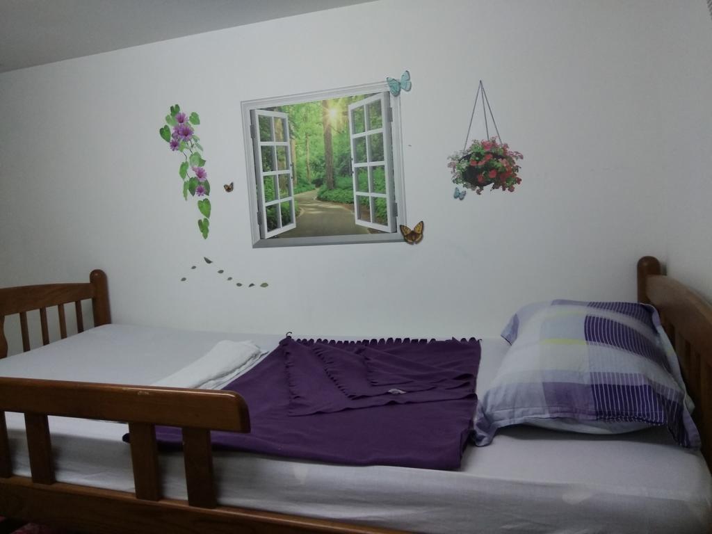 May & May Student Hostel シンガポール エクステリア 写真