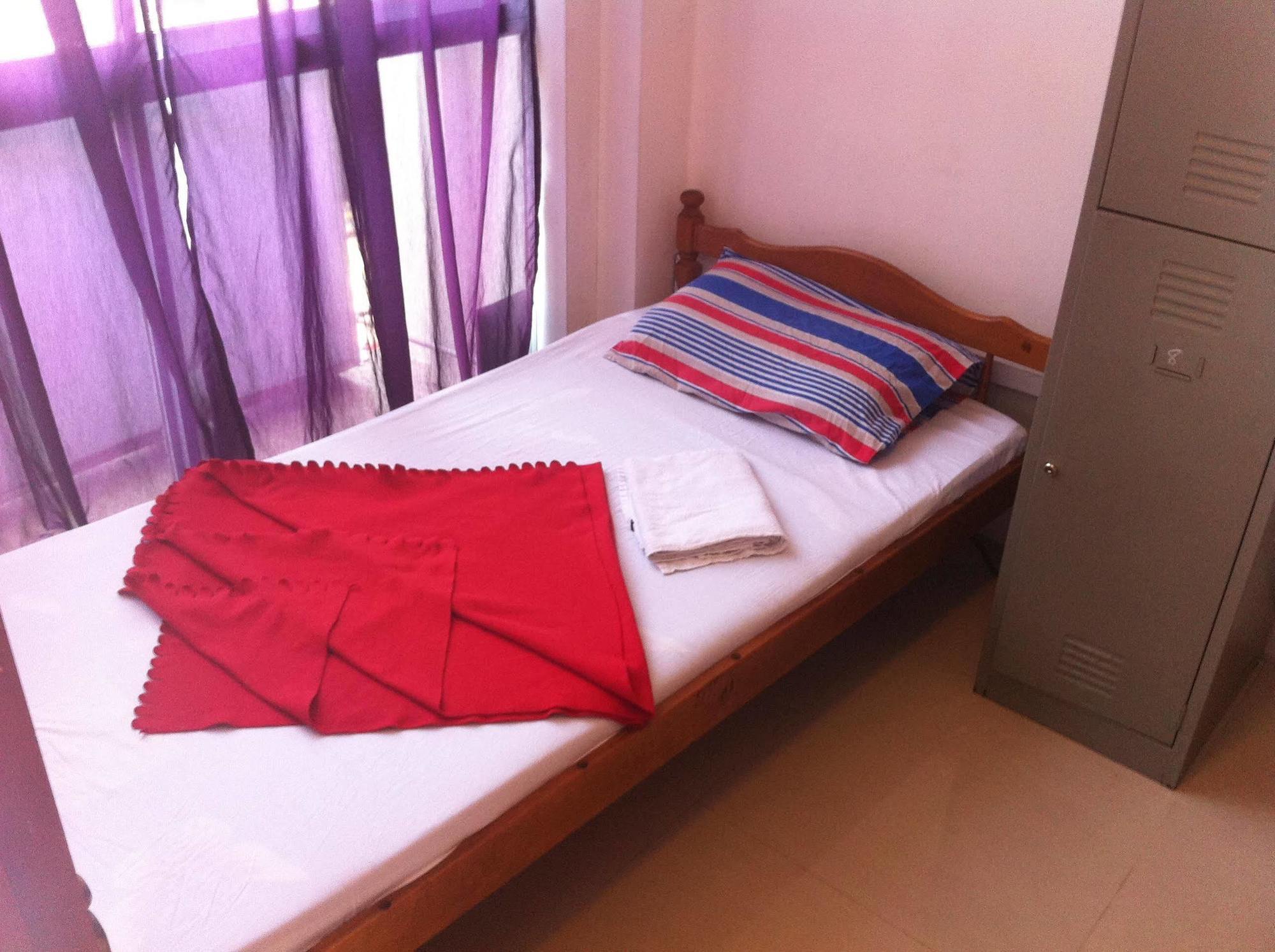 May & May Student Hostel シンガポール エクステリア 写真